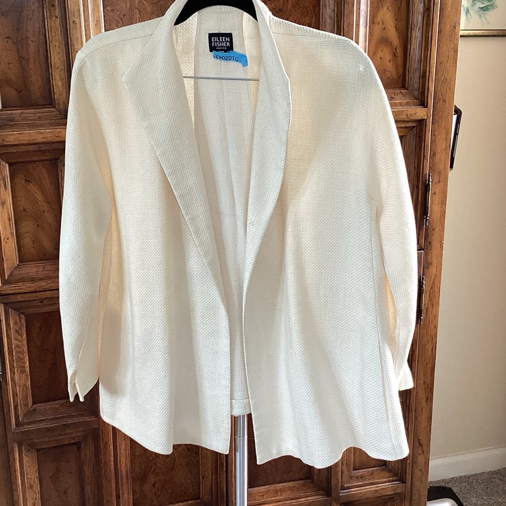 Eileen Fisher Women's Ivory Blazer with pockets